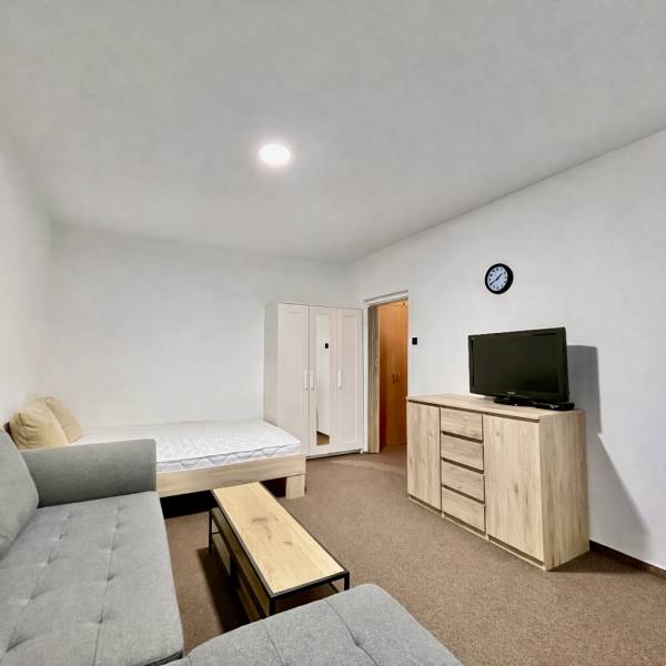 Arenda 1-komnatnaya, 1-komnatnaya, Novohorská, Bratislava - Rača, Slov