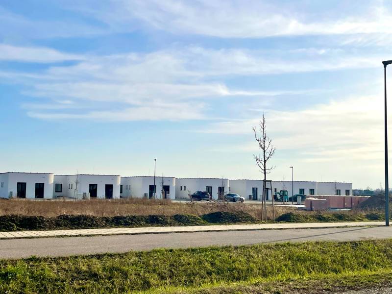 Prodazha Uchastki-prozhivanie, Uchastki-prozhivanie, Senec, Slovakia