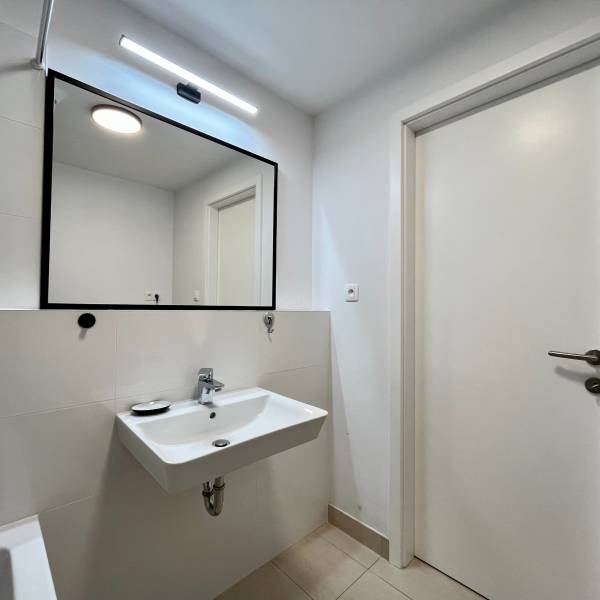 Arenda 2-komnatnaya, 2-komnatnaya, Súkennícka, Bratislava - Ružinov, S