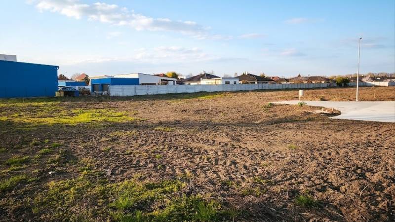 Prodazha Uchastki-kommercheskie, Uchastki-kommercheskie, Šaľa, Slovaki