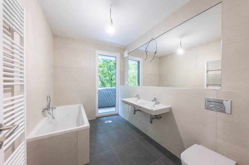 Prodazha 4-komnatnaya, 4-komnatnaya, Martina Granca, Bratislava - Dúbr