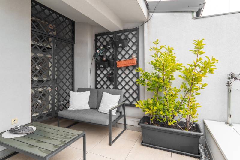 Prodazha 2-komnatnaya, 2-komnatnaya, Námestie 1.mája, Bratislava - Sta