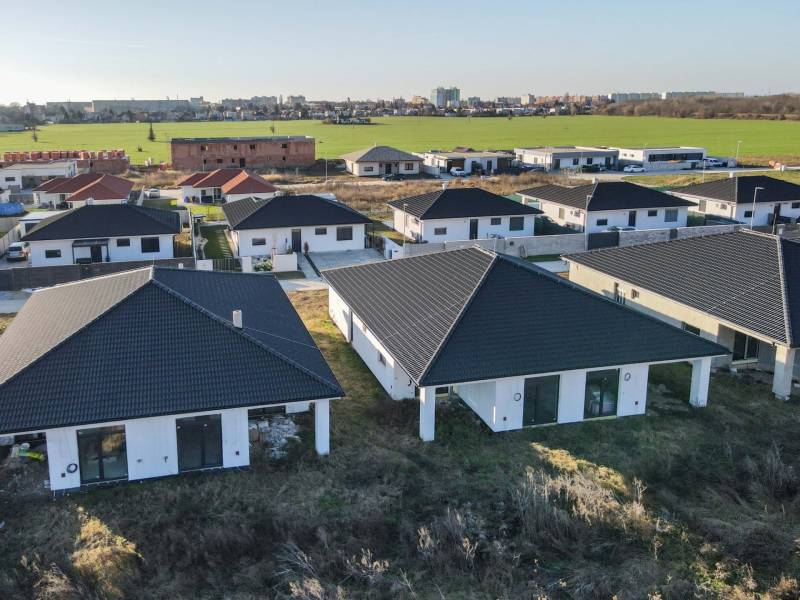 Prodazha CHastnye-doma, CHastnye-doma, Jabloňová, Šaľa, Slovakia