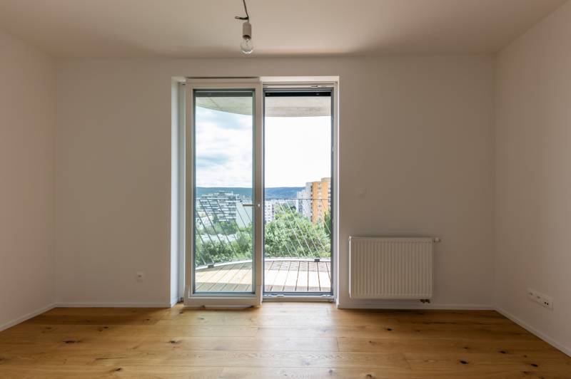 Prodazha 3-komnatnaya, 3-komnatnaya, Martina Granca, Bratislava - Dúbr