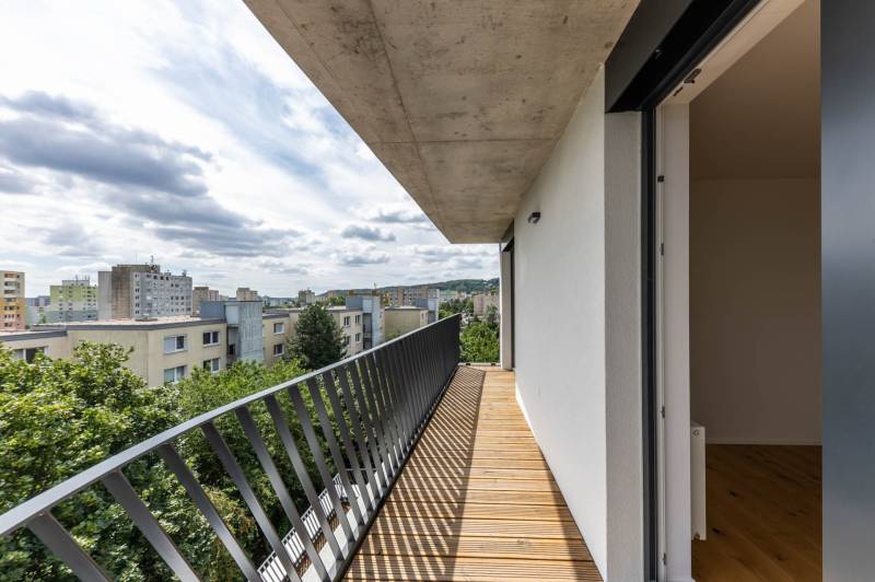 Prodazha 3-komnatnaya, 3-komnatnaya, Martina Granca, Bratislava - Dúbr