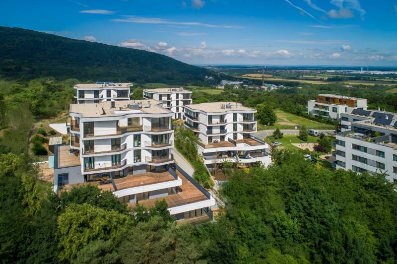 Prodazha 3-komnatnaya, 3-komnatnaya, Martina Granca, Bratislava - Dúbr