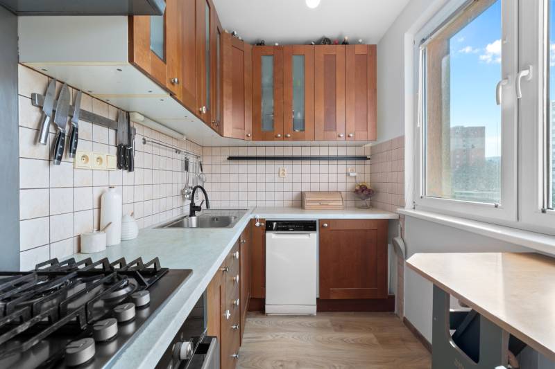 Prodazha 2-komnatnaya, 2-komnatnaya, Kpt. Jána Rašu, Bratislava - Dúbr