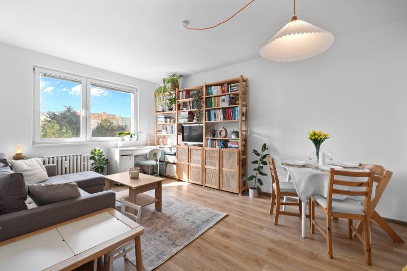 Prodazha 2-komnatnaya, 2-komnatnaya, Kpt. Jána Rašu, Bratislava - Dúbr