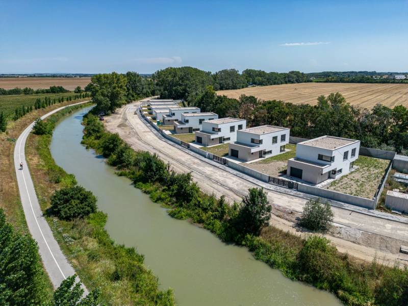 Prodazha CHastnye-doma, CHastnye-doma, Senec, Slovakia