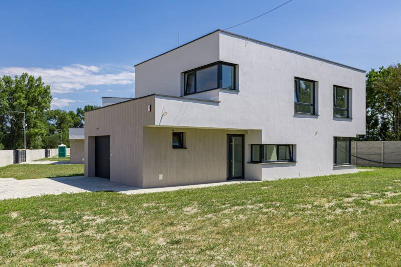 Prodazha CHastnye-doma, CHastnye-doma, Kaštieľska, Senec, Slovakia