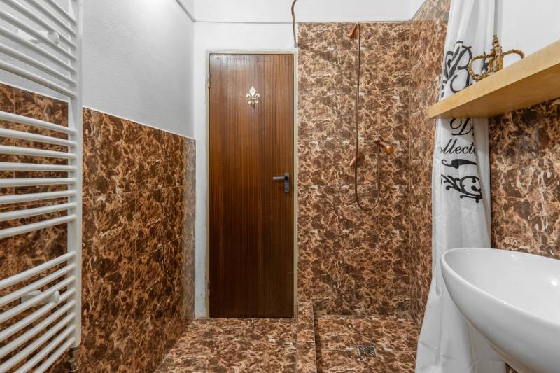 Prodazha Dachi, Dachi, Hviezdoslavova, Trenčín, Slovakia