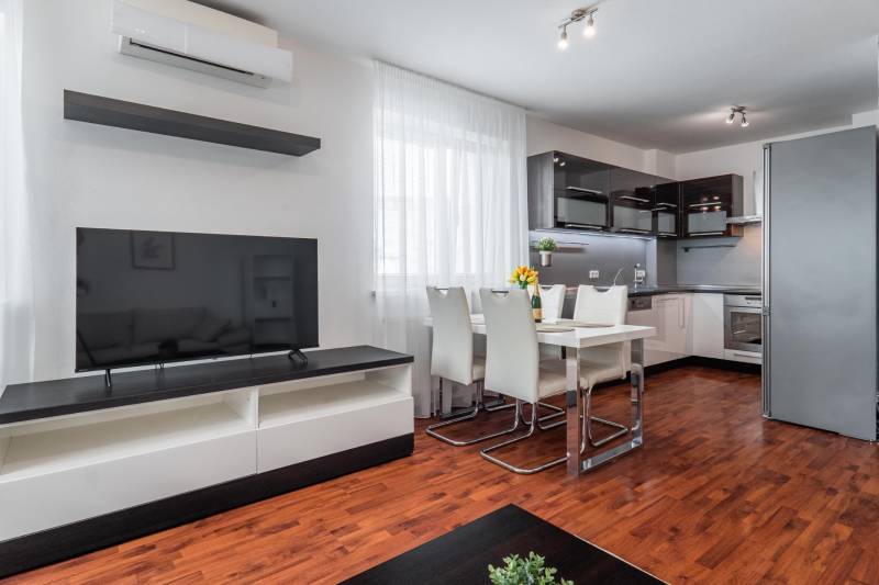 Prodazha 2-komnatnaya, 2-komnatnaya, Podunajská, Bratislava - Podunajs