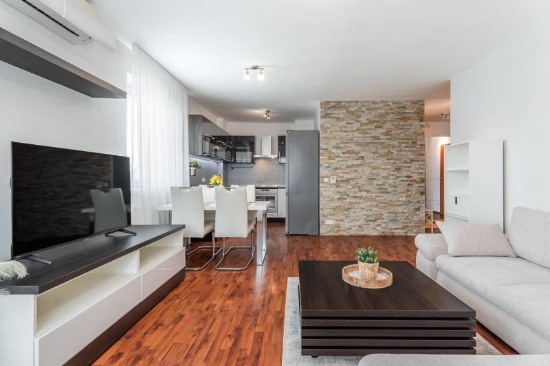 Prodazha 2-komnatnaya, 2-komnatnaya, Podunajská, Bratislava - Podunajs