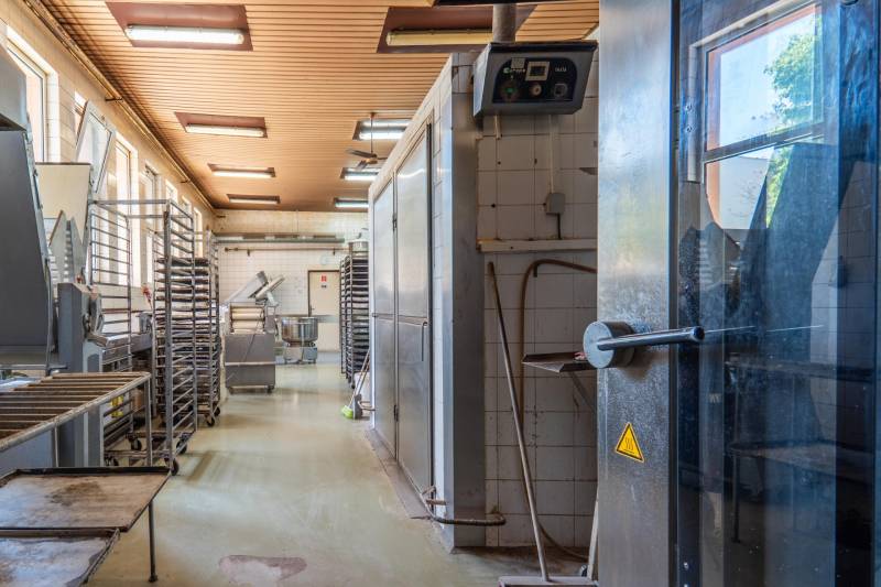 Prodazha Torgovye-pomeshchenija, Torgovye-pomeshchenija, Koniarekova, 