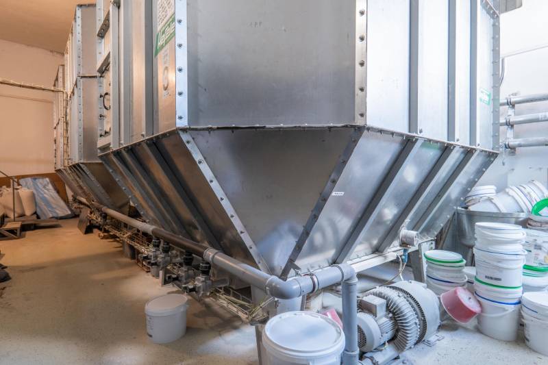 Prodazha Torgovye-pomeshchenija, Torgovye-pomeshchenija, Koniarekova, 