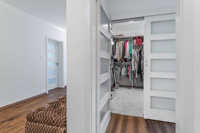 Prodazha CHastnye-doma, CHastnye-doma, K zlatému rohu, Bratislava - De