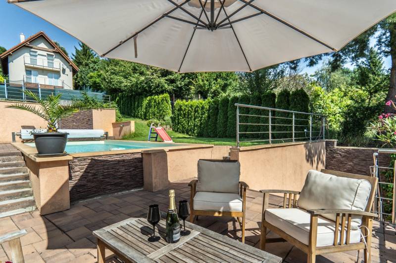 Prodazha CHastnye-doma, CHastnye-doma, K zlatému rohu, Bratislava - De