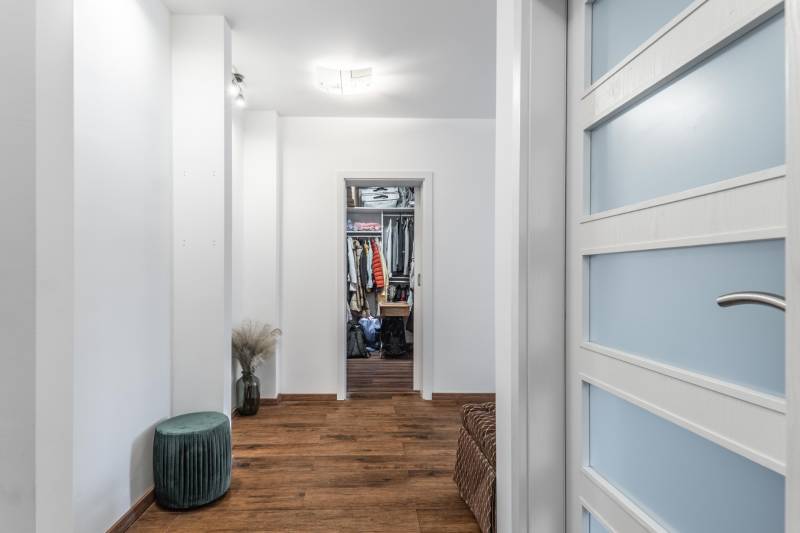 Prodazha CHastnye-doma, CHastnye-doma, K zlatému rohu, Bratislava - De