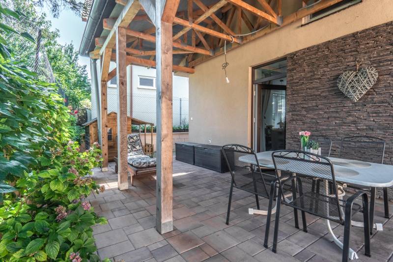 Prodazha CHastnye-doma, CHastnye-doma, K zlatému rohu, Bratislava - De