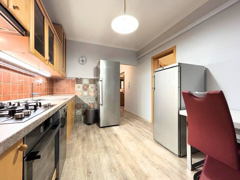 Prodazha 3-komnatnaya, 3-komnatnaya, Eisnerova, Bratislava - Devínska 