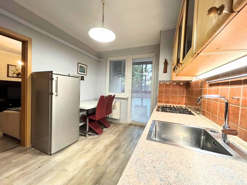 Prodazha 3-komnatnaya, 3-komnatnaya, Eisnerova, Bratislava - Devínska 