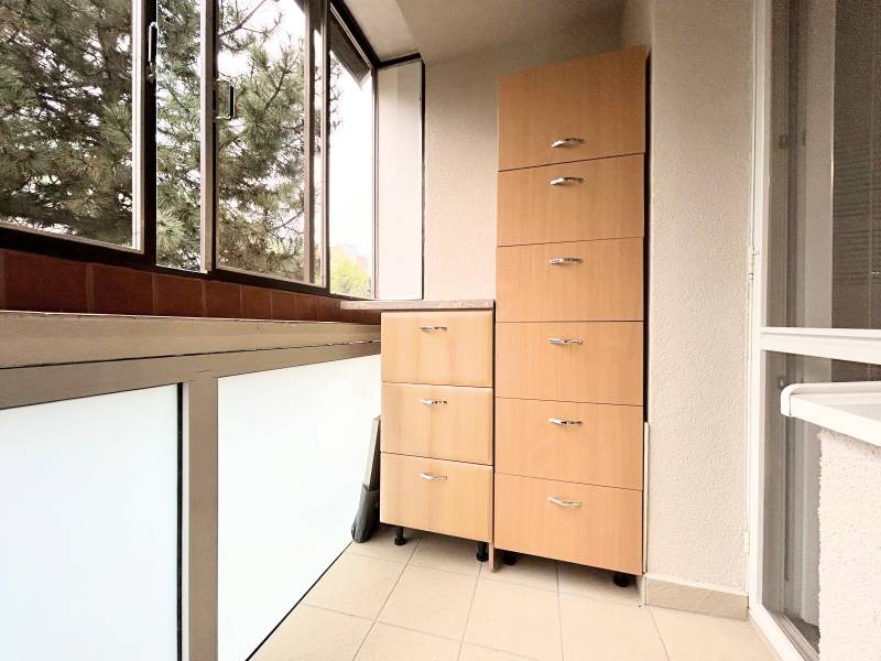 Prodazha 3-komnatnaya, 3-komnatnaya, Eisnerova, Bratislava - Devínska 