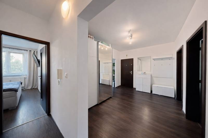 Prodazha 4-komnatnaya, 4-komnatnaya, Vyšehradská, Bratislava - Petržal