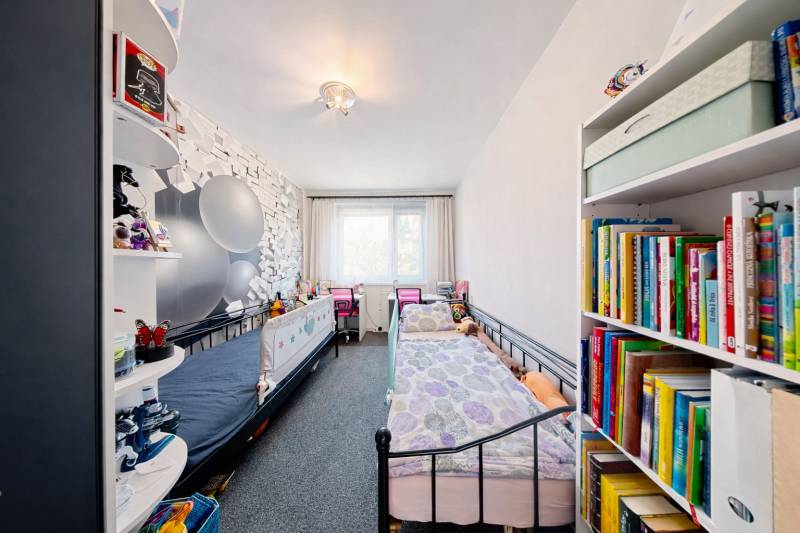 Prodazha 4-komnatnaya, 4-komnatnaya, Vyšehradská, Bratislava - Petržal