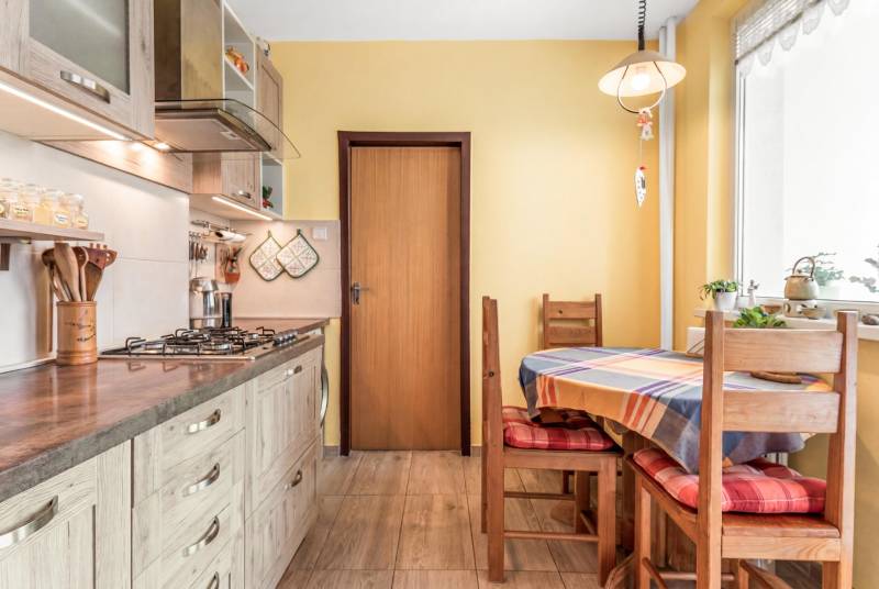 Prodazha 3-komnatnaya, 3-komnatnaya, Mlynarovičova, Bratislava - Petrž