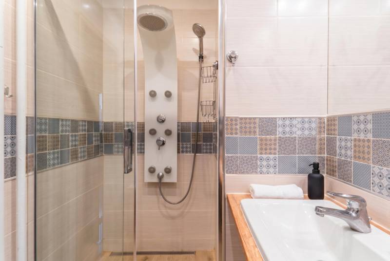 Prodazha 3-komnatnaya, 3-komnatnaya, Mlynarovičova, Bratislava - Petrž