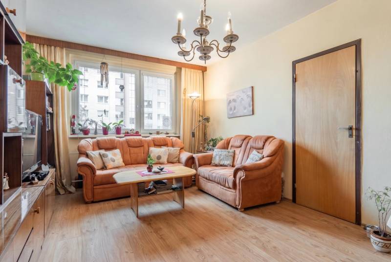 Prodazha 3-komnatnaya, 3-komnatnaya, Mlynarovičova, Bratislava - Petrž