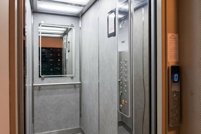 Prodazha 3-komnatnaya, 3-komnatnaya, Mlynarovičova, Bratislava - Petrž