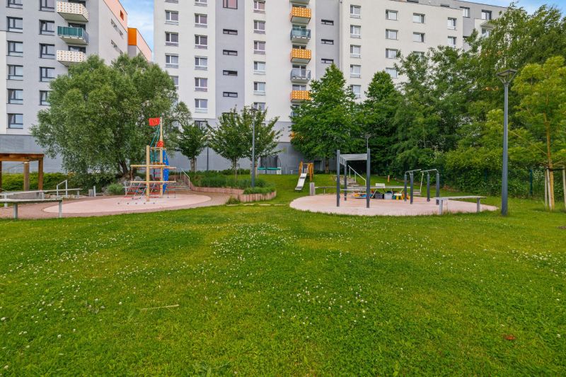 Prodazha 2-komnatnaya, 2-komnatnaya, Pri Hrubej lúke, Bratislava - Dúb
