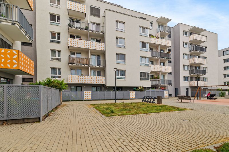 Prodazha 2-komnatnaya, 2-komnatnaya, Pri Hrubej lúke, Bratislava - Dúb