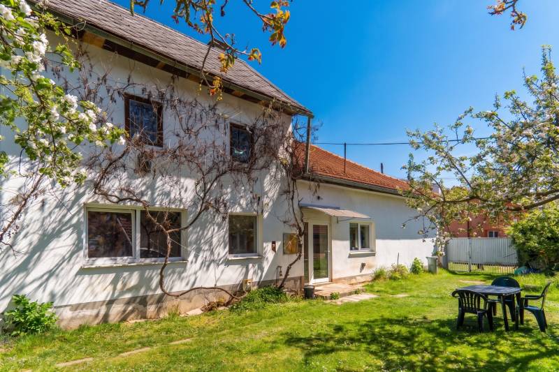 Prodazha CHastnye-doma, CHastnye-doma, Malinovská, Prievidza, Slovakia
