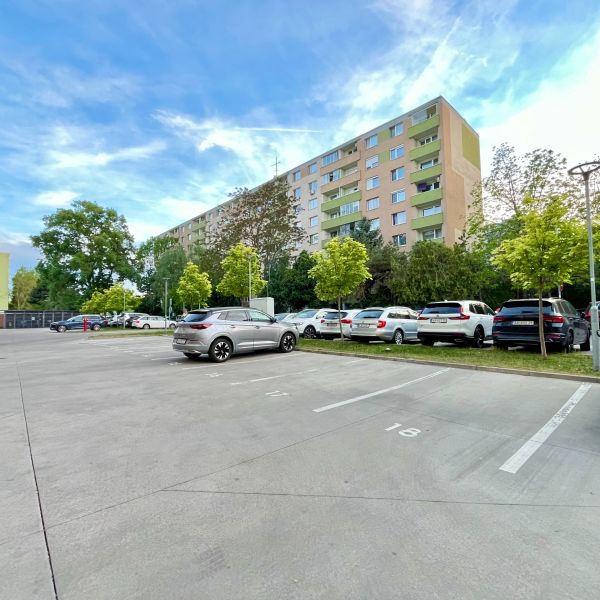 Arenda 2-komnatnaya, 2-komnatnaya, Sputniková, Bratislava - Ružinov, S