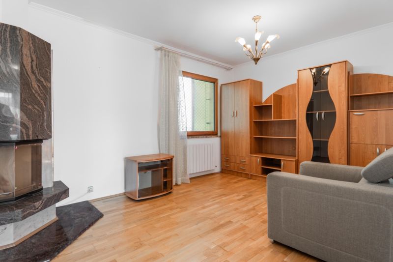 Prodazha 2-komnatnaya, 2-komnatnaya, Heyrovského, Bratislava - Lamač, 