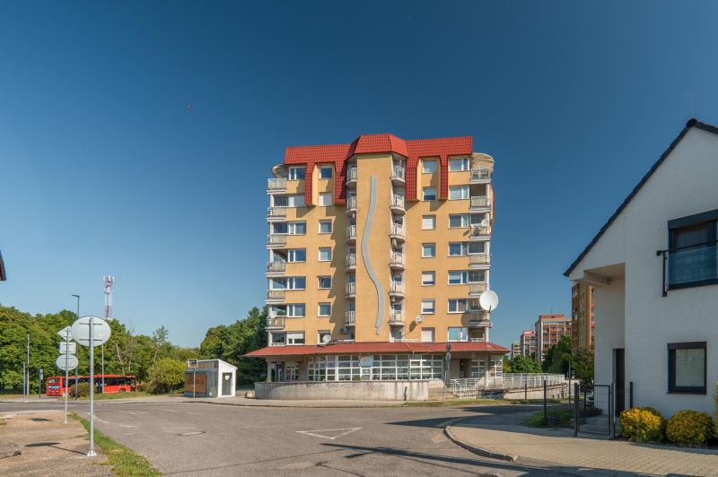 Prodazha 2-komnatnaya, 2-komnatnaya, Heyrovského, Bratislava - Lamač, 