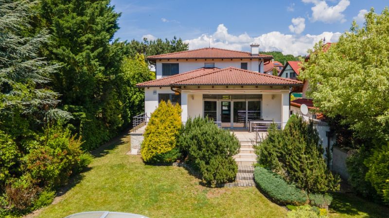 Prodazha CHastnye-doma, CHastnye-doma, Malokarpatská, Pezinok, Slovaki