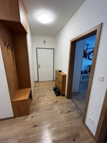 Arenda 3-komnatnaya, 3-komnatnaya, mlynské nivy, Bratislava - Ružinov,