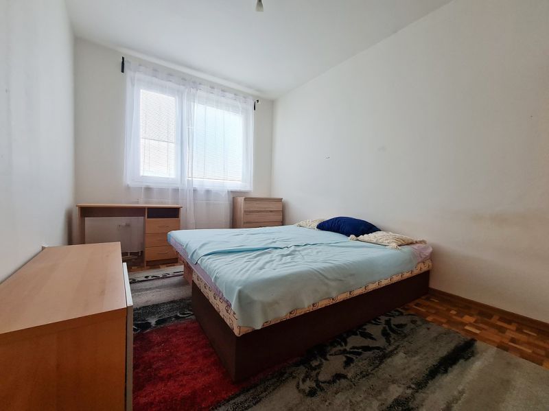 Arenda 3-komnatnaya, 3-komnatnaya, Ivana Bukovčana, Bratislava - Devín