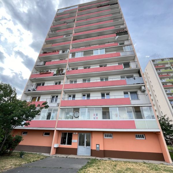 Prodazha 3-komnatnaya, 3-komnatnaya, Račianska, Bratislava - Nové Mest