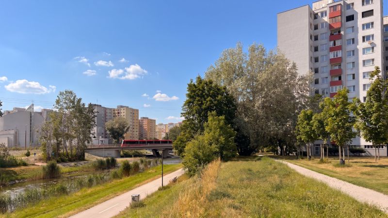 Prodazha 3-komnatnaya, 3-komnatnaya, Rovniankova, Bratislava - Petržal