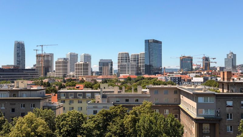 Prodazha 3-komnatnaya, 3-komnatnaya, Ružová dolina, Bratislava - Ružin