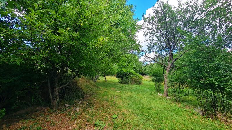 Prodazha Uchastki-prozhivanie, Uchastki-prozhivanie, Budovateľská, Mal