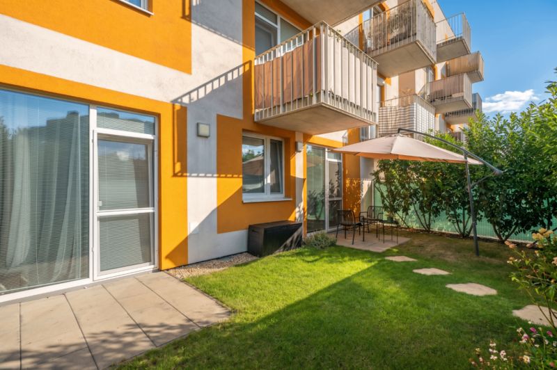 Prodazha 3-komnatnaya, 3-komnatnaya, Bystrická, Bratislava - Devínska 