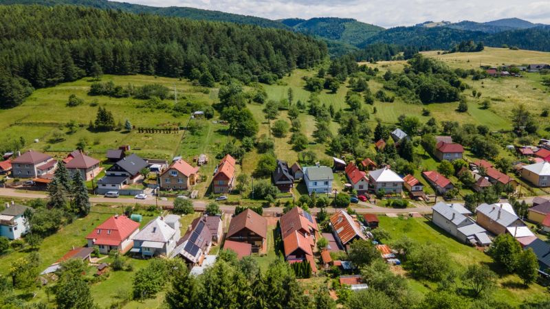 Prodazha CHastnye-doma, CHastnye-doma, Brezno, Slovakia
