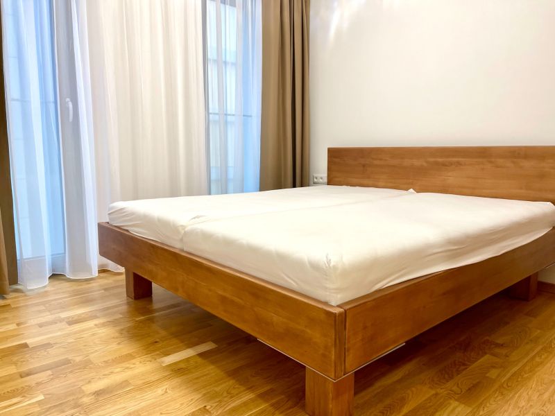 Arenda 3-komnatnaya, 3-komnatnaya, Bottova, Bratislava - Staré Mesto, 
