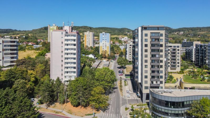 Prodazha 3-komnatnaya, 3-komnatnaya, Sadmelijská, Bratislava - Rača, S