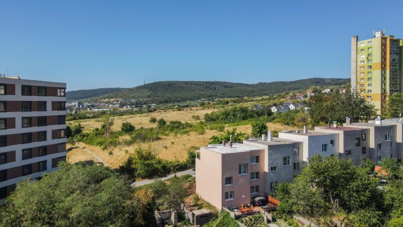 Prodazha 3-komnatnaya, 3-komnatnaya, Sadmelijská, Bratislava - Rača, S